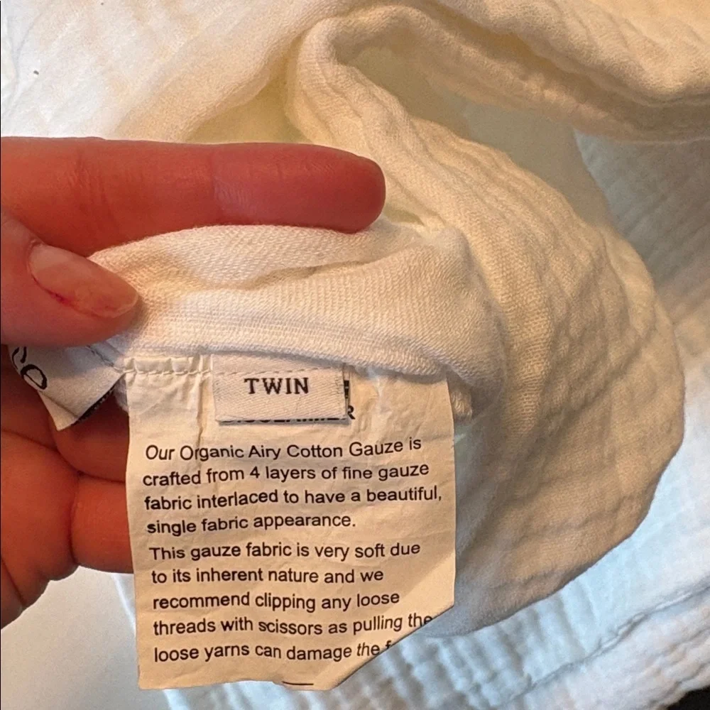 QUINCE Organic Airy Gauze Duvet Cover Twin White